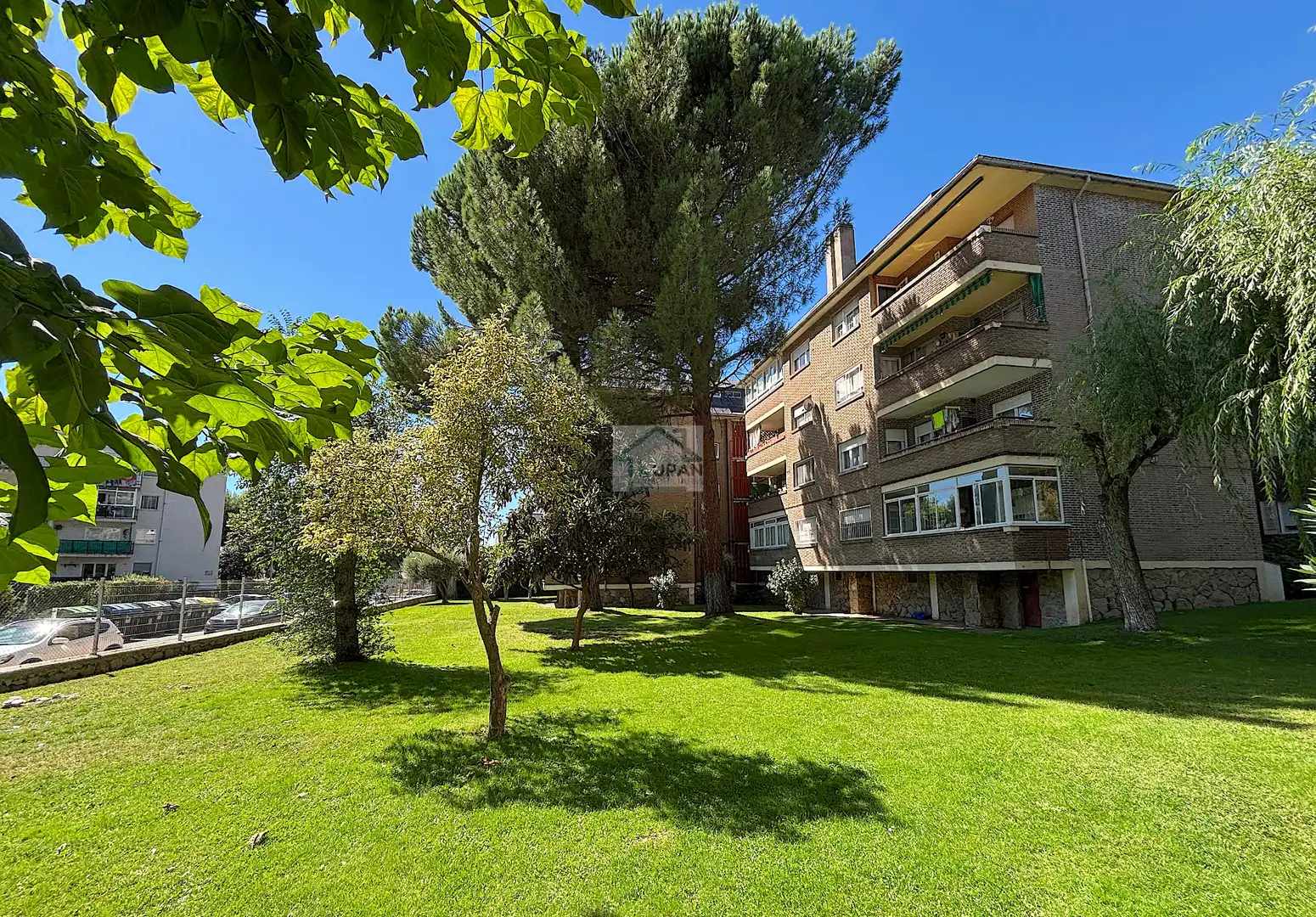 Vista exterior de Piso en venta en Collado Villalba con Aire acondicionado, Calefacción y Parquet
