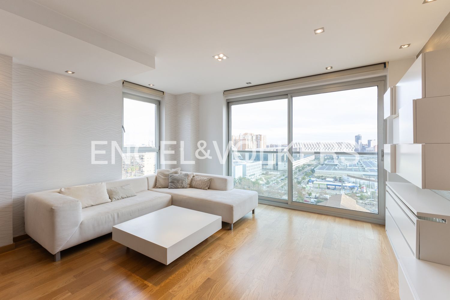 Sala d'estar de Apartament en venda en  Valencia Capital amb Aire condicionat, Calefacció i Parquet