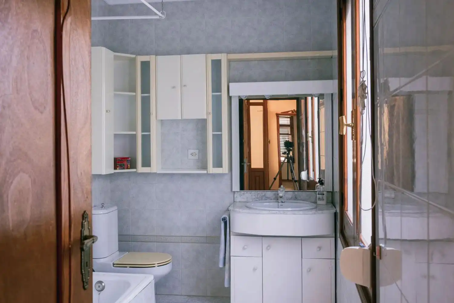 Bathroom of Houses for sale in Socuéllamos  with Air Conditioner, Terrace and Storage room