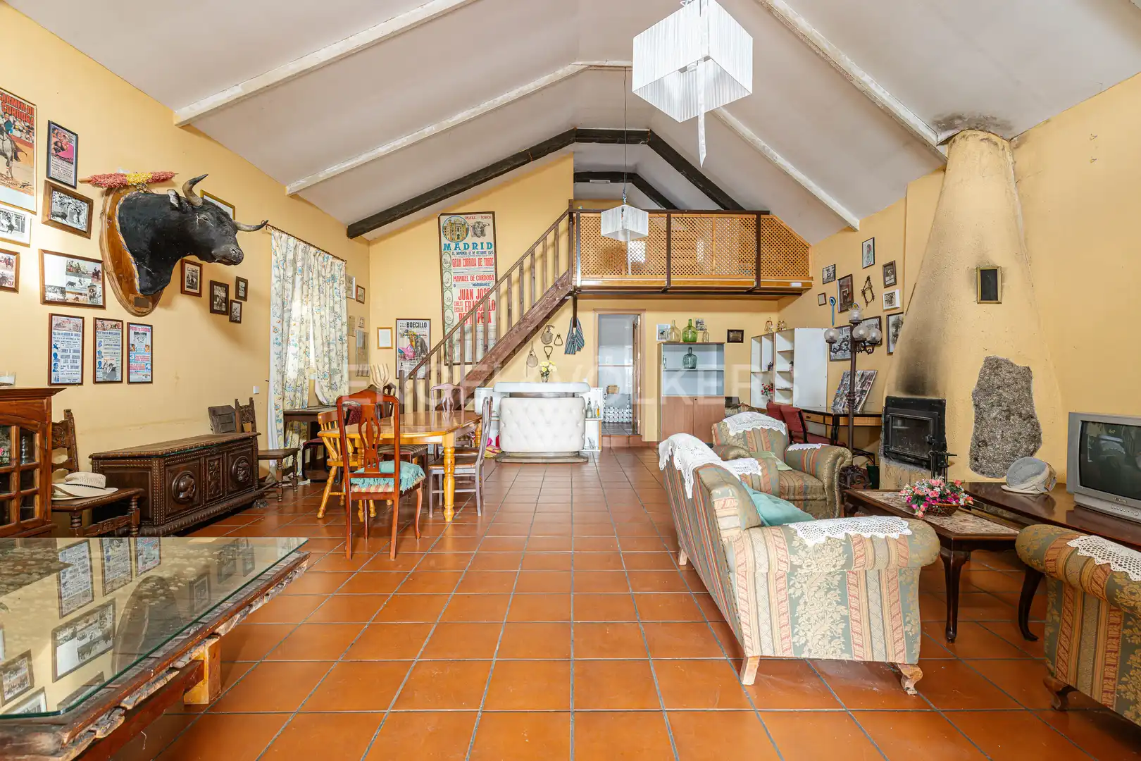 Sala d'estar de Casa o xalet en venda en Zarzalejo amb Calefacció, Jardí privat i Terrassa