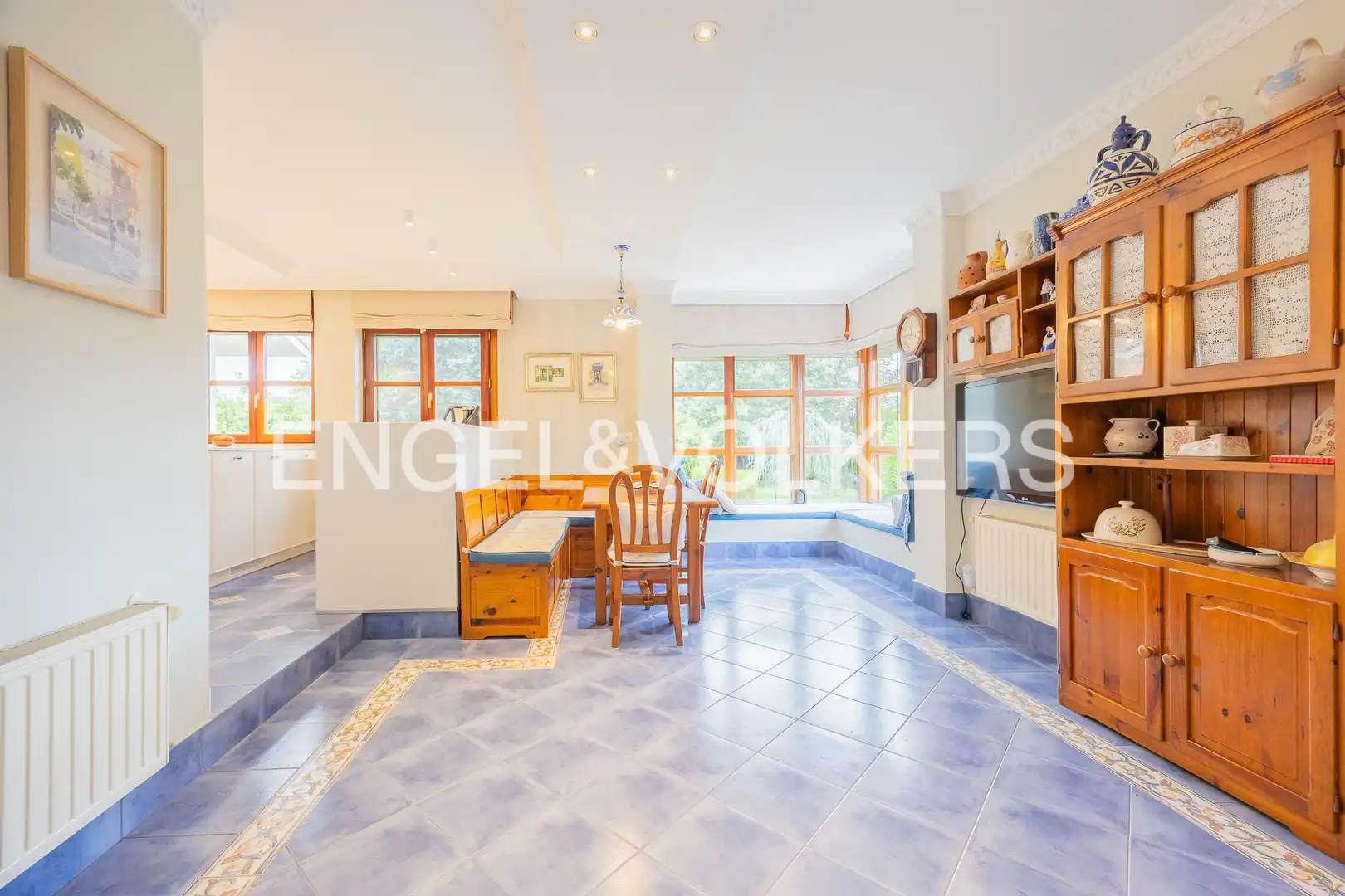 Comedor de Casa o chalet en venta en Loiu con Calefacción, Jardín privado y Trastero