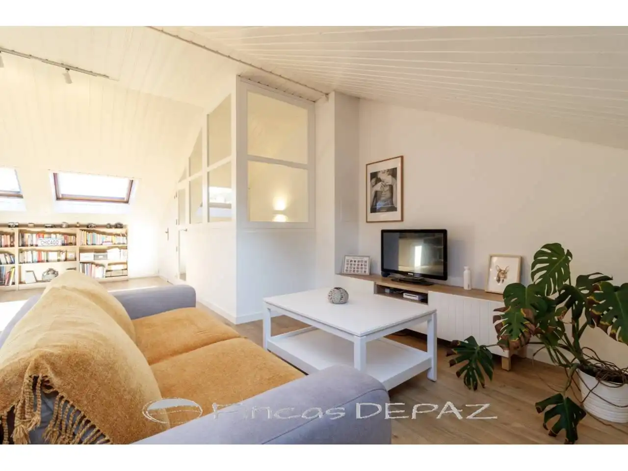 Living room of Detached homes for sale in Castelldefels  with Air Conditioner, Heating and Private garden
