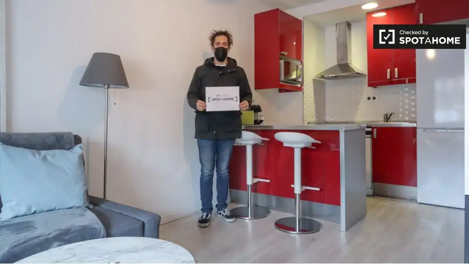 Appartamento con terrazza in affitto a Tetuán, imagen 13