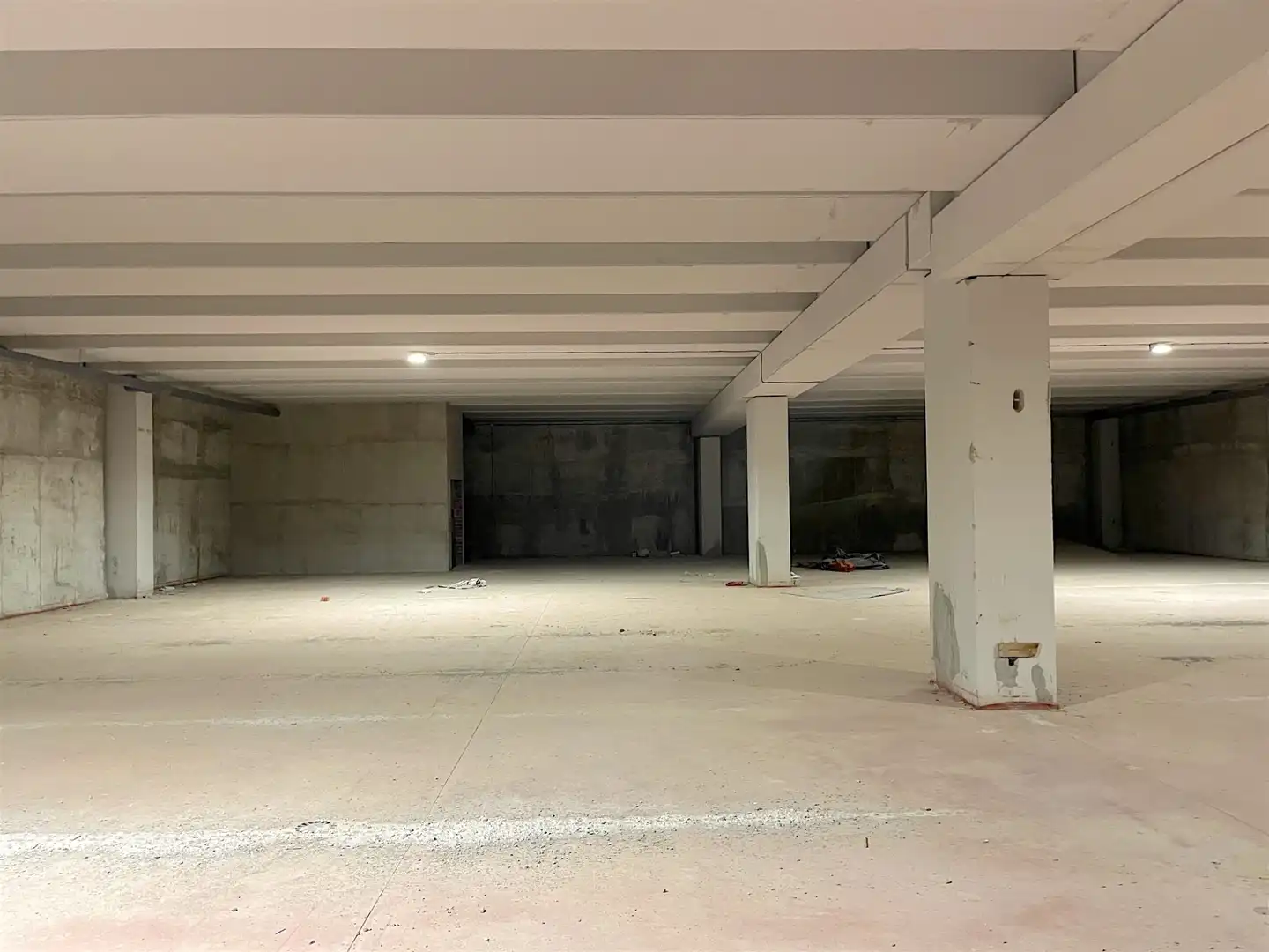Fabrikhallen zur Miete in Ávila