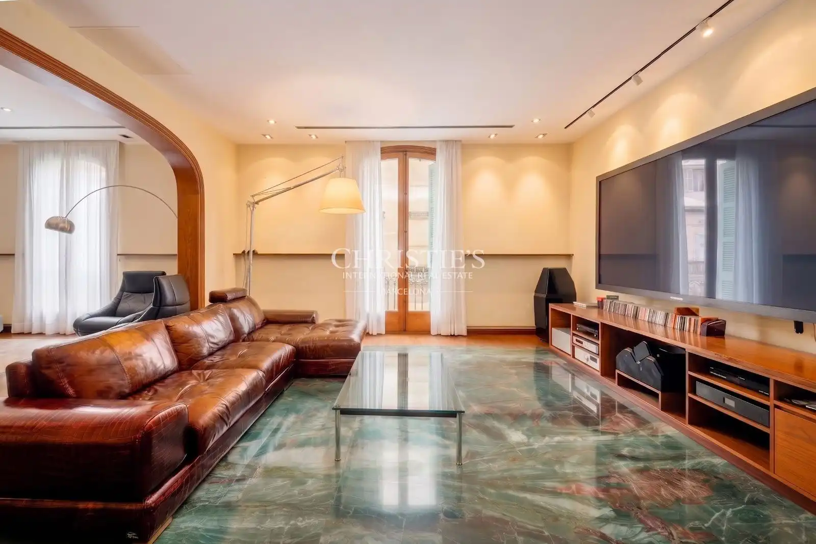 Sala d'estar de Dúplex en venda en Barcelona amb Aire condicionat i Terrassa