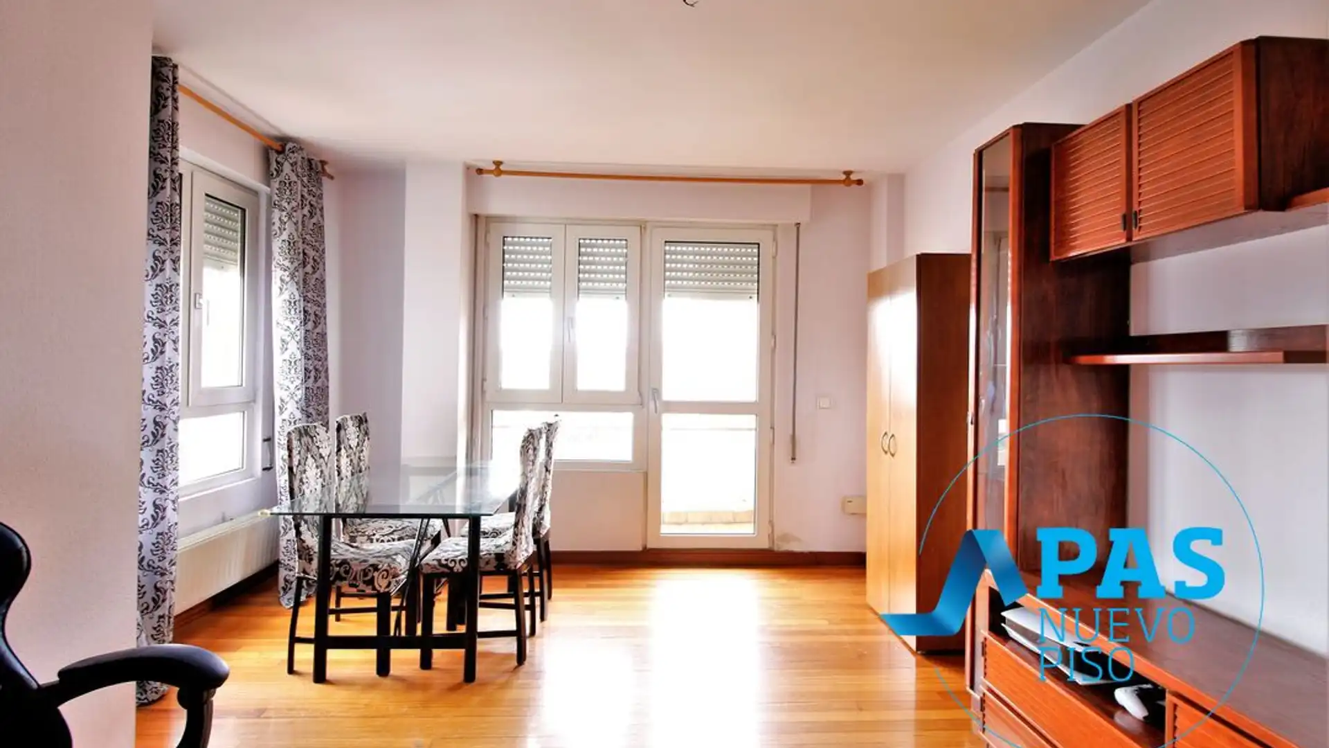 Flat for sale in Calle San Martín del Pino 16, Peñacastillo - Nueva Montaña