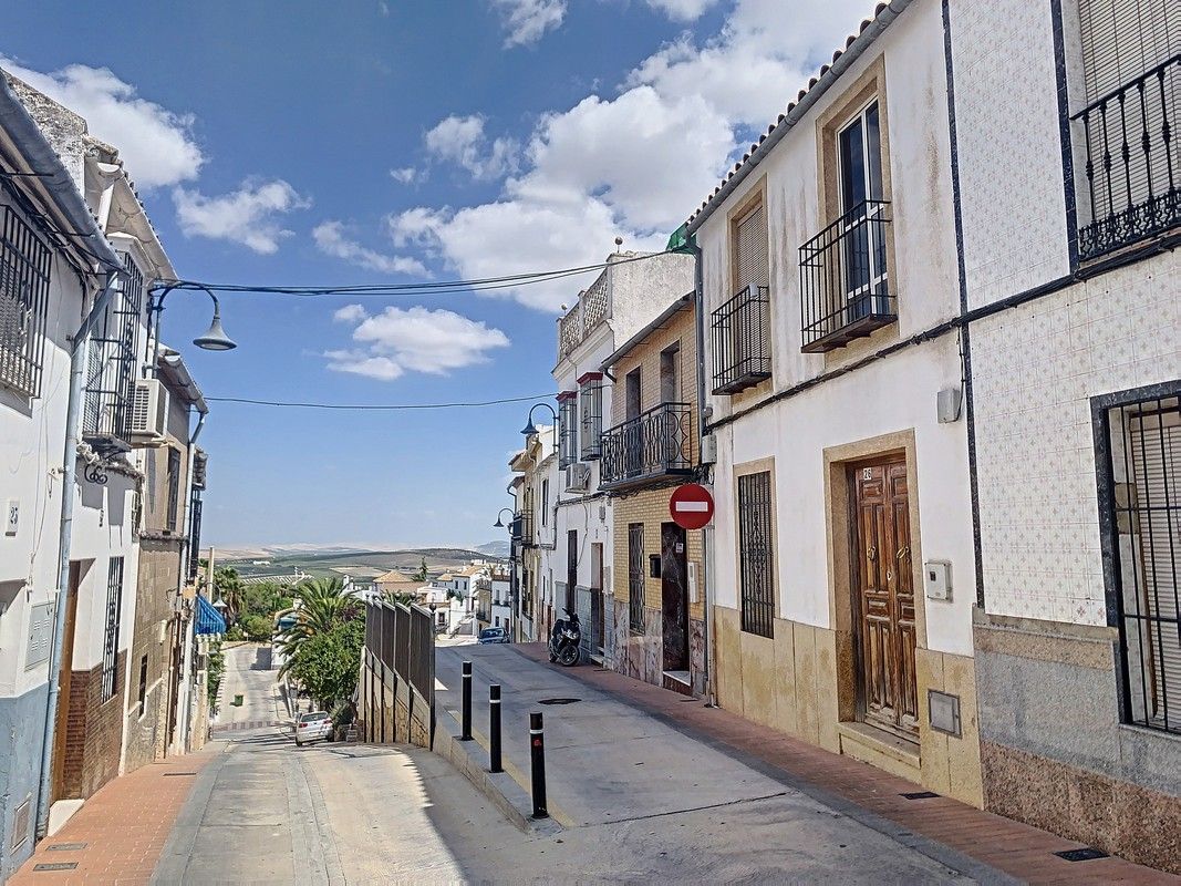 Vista exterior de Casa adosada en venda en Fernán-Núñez