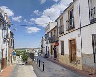 Vista exterior de Casa adosada en venda en Fernán-Núñez