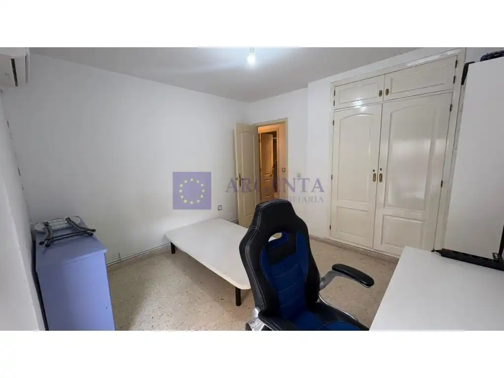 Habitación de Piso en venta en Cáceres con Aire acondicionado y Amueblado