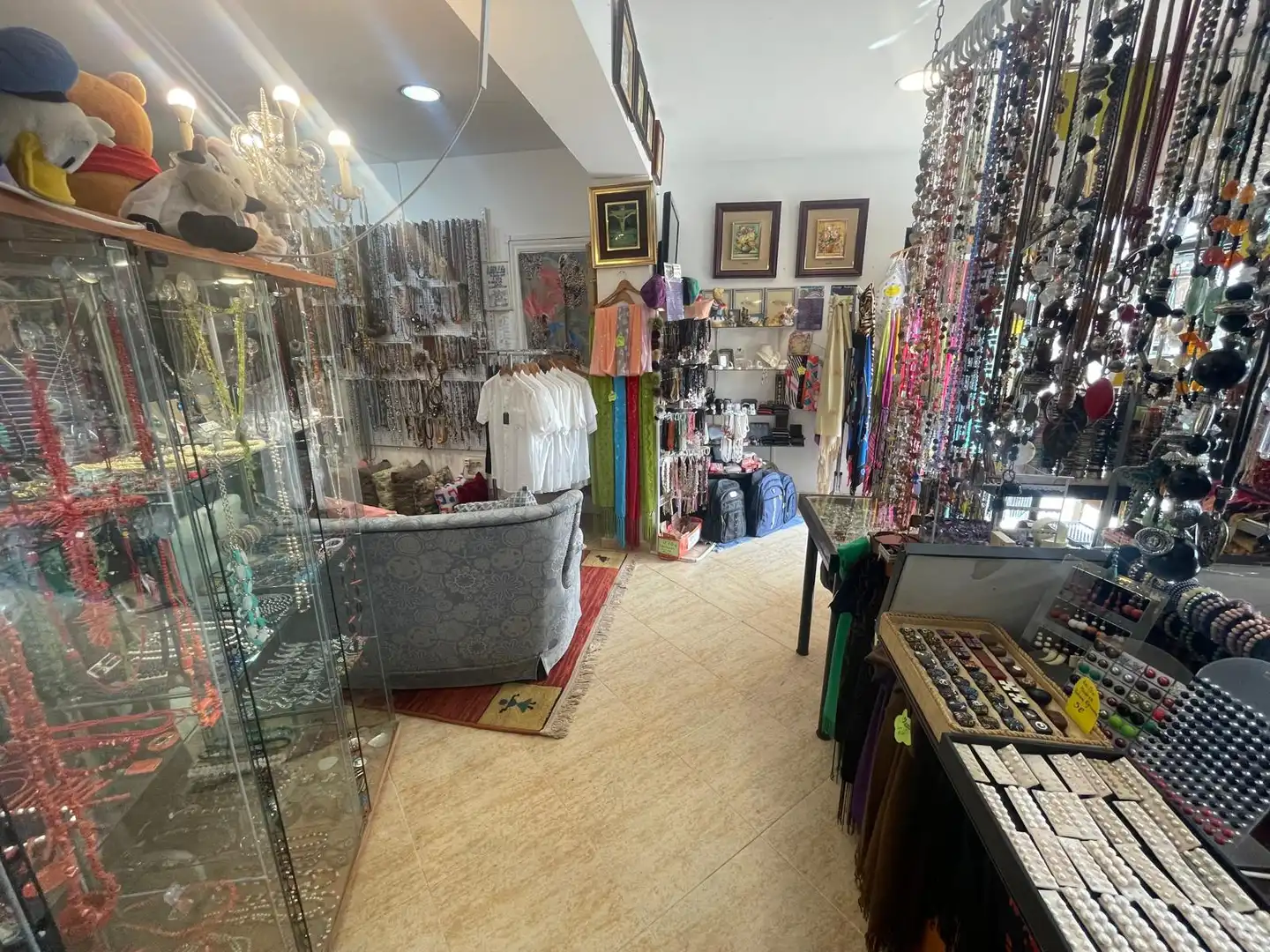 Local comercial en traspàs a Ametllers - Poble-Sec, imagen 3
