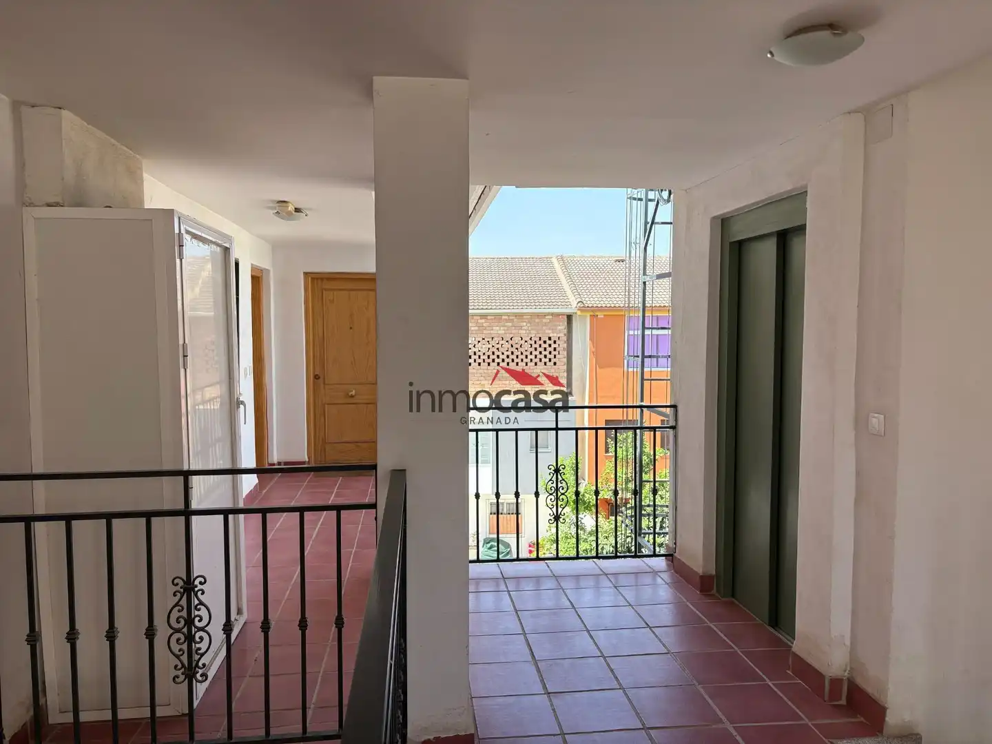 Terrassa de Pis en venda en Las Gabias amb Moblat i Balcó