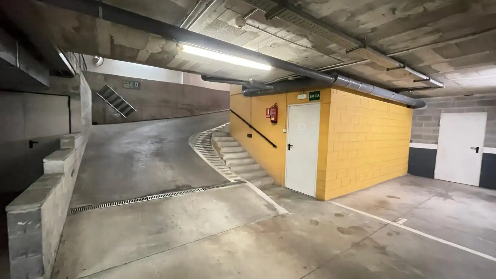 Parkplatz von Garage zum Verkauf in Sant Pol de Mar