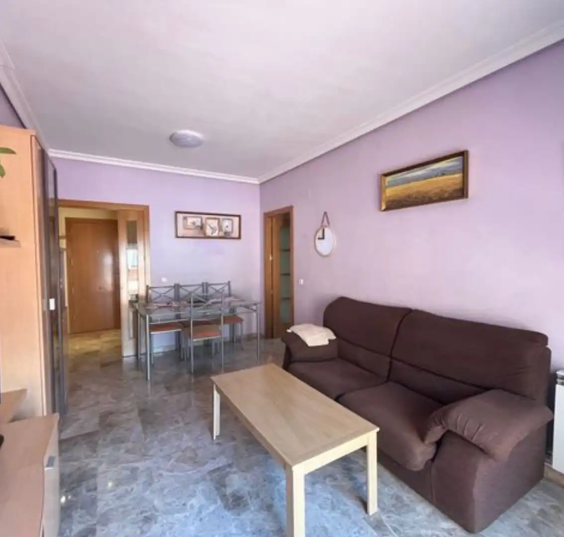 Wohnzimmer von Wohnung zur Miete in Ciudad Real mit Klimaanlage, Terrasse und Möbliert
