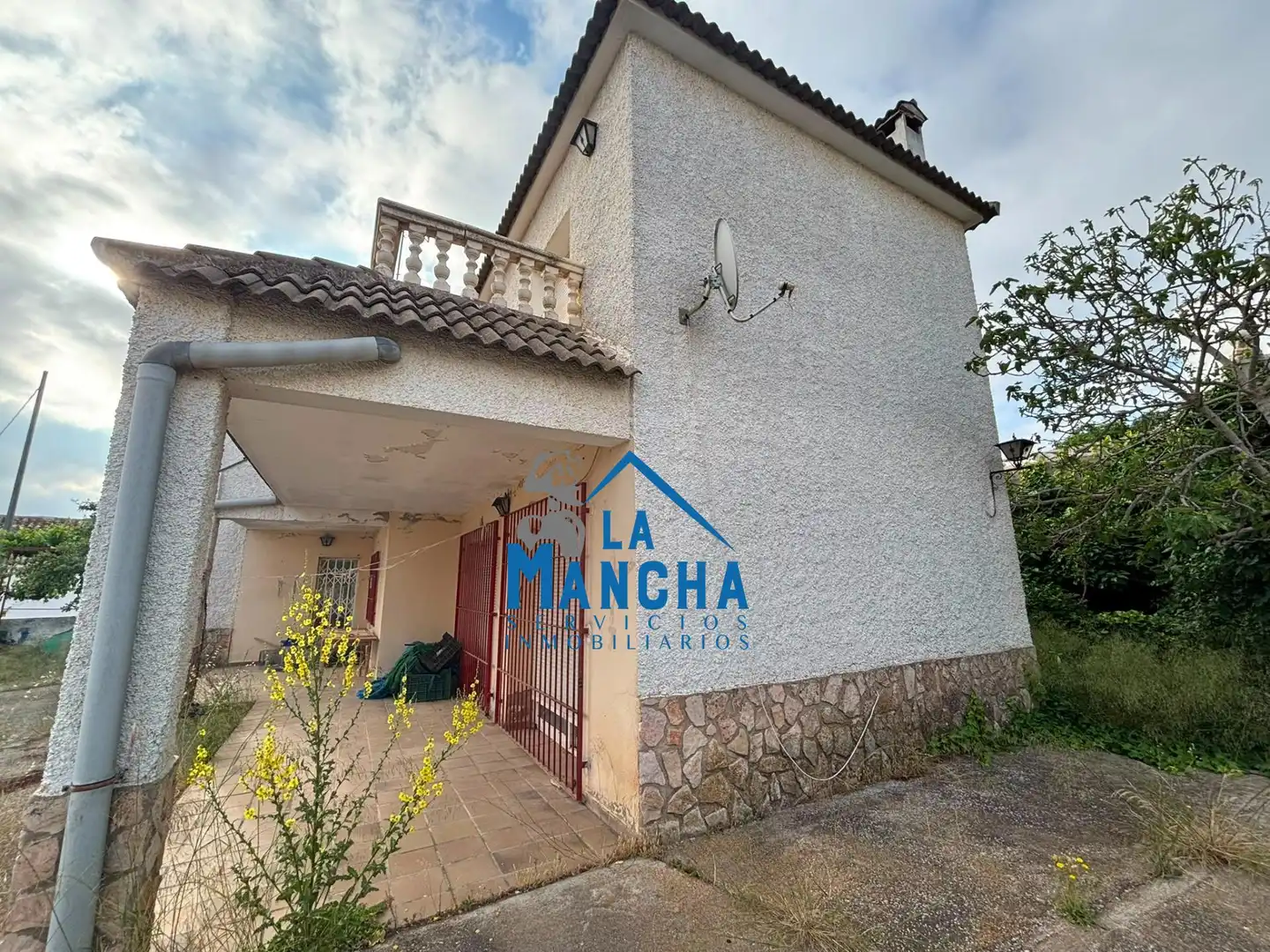 Vista exterior de Casa o chalet en venta en Fuensanta con Calefacción, Jardín privado y Terraza