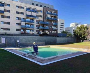 Swimming pool of Flat for sale in Sabadell  with Air Conditioner, Heating and Terrace