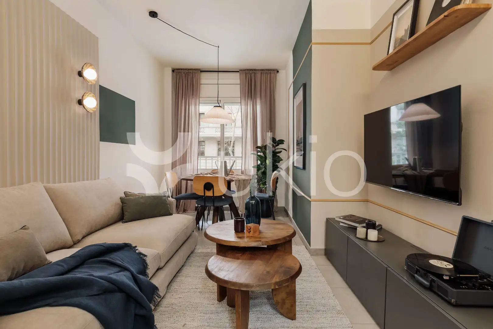 Sala de estar de Apartamento de alquiler en Barcelona con Aire acondicionado, Calefacción y Amueblado