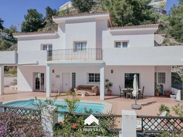 Casa amb jardí en venda a Cotobro