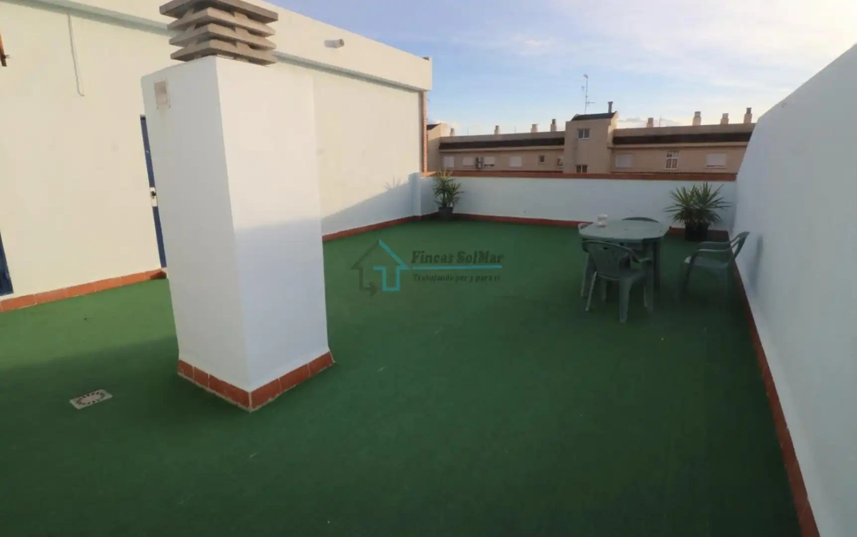 Terrassa de Apartament en venda en Sagunto / Sagunt amb Moblat, Balcó i Piscina comunitària