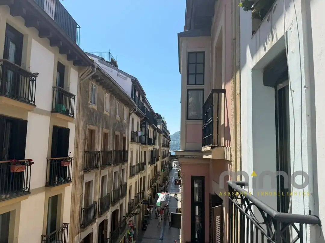 Vista exterior de Piso en venta en Donostia - San Sebastián  con Calefacción, Trastero y Balcón
