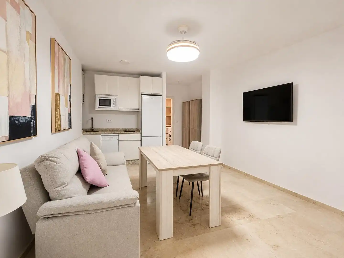 Wohnzimmer von Wohnung zur Miete in Córdoba mit Klimaanlage, Heizung und Terrasse