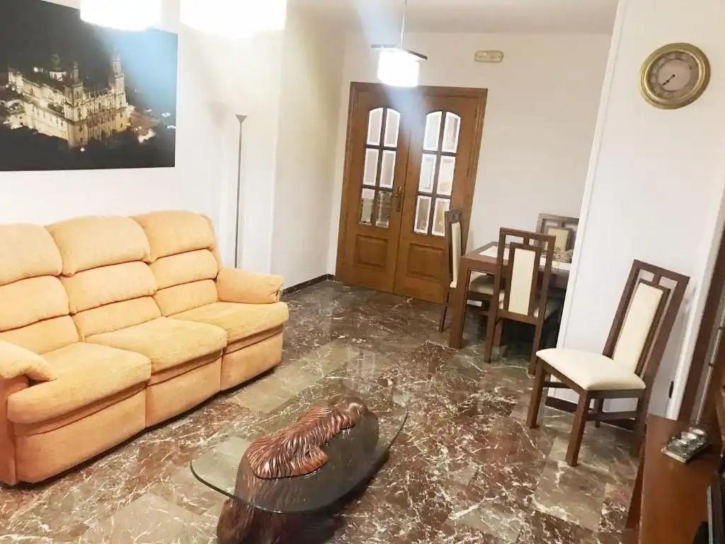 Piso con terraza en venta en San Bartolomé - Millán de Priego, imagen 2