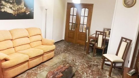 Foto 2 de Piso en venta en San Bartolomé - Millán de Priego, Jaén Capital