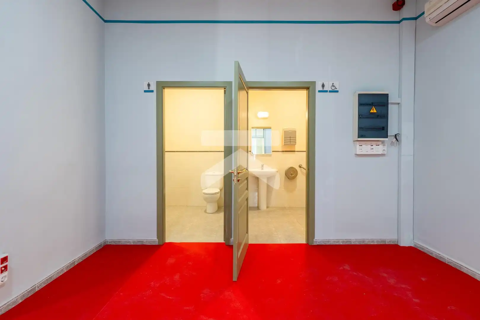 Buildings for sale in Tortosa