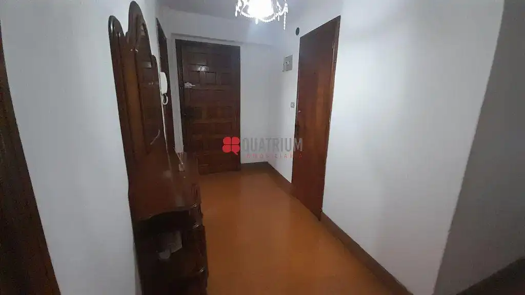 Piso en venta en Santiago de Compostela  con Calefacción