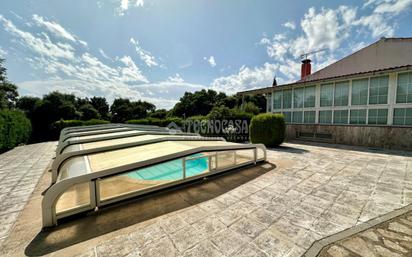 Swimming pool of House or chalet for sale in Hontoba  with Heating