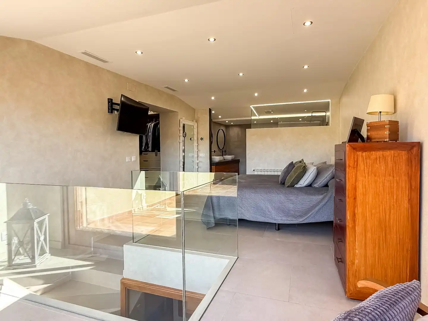 Habitación de Finca rústica en venta en Calonge i Sant Antoni con Calefacción y Jardín privado