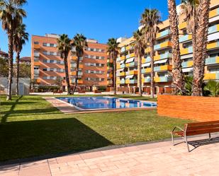 Piscina de Pis de lloguer en  Barcelona Capital amb Aire condicionat i Balcó