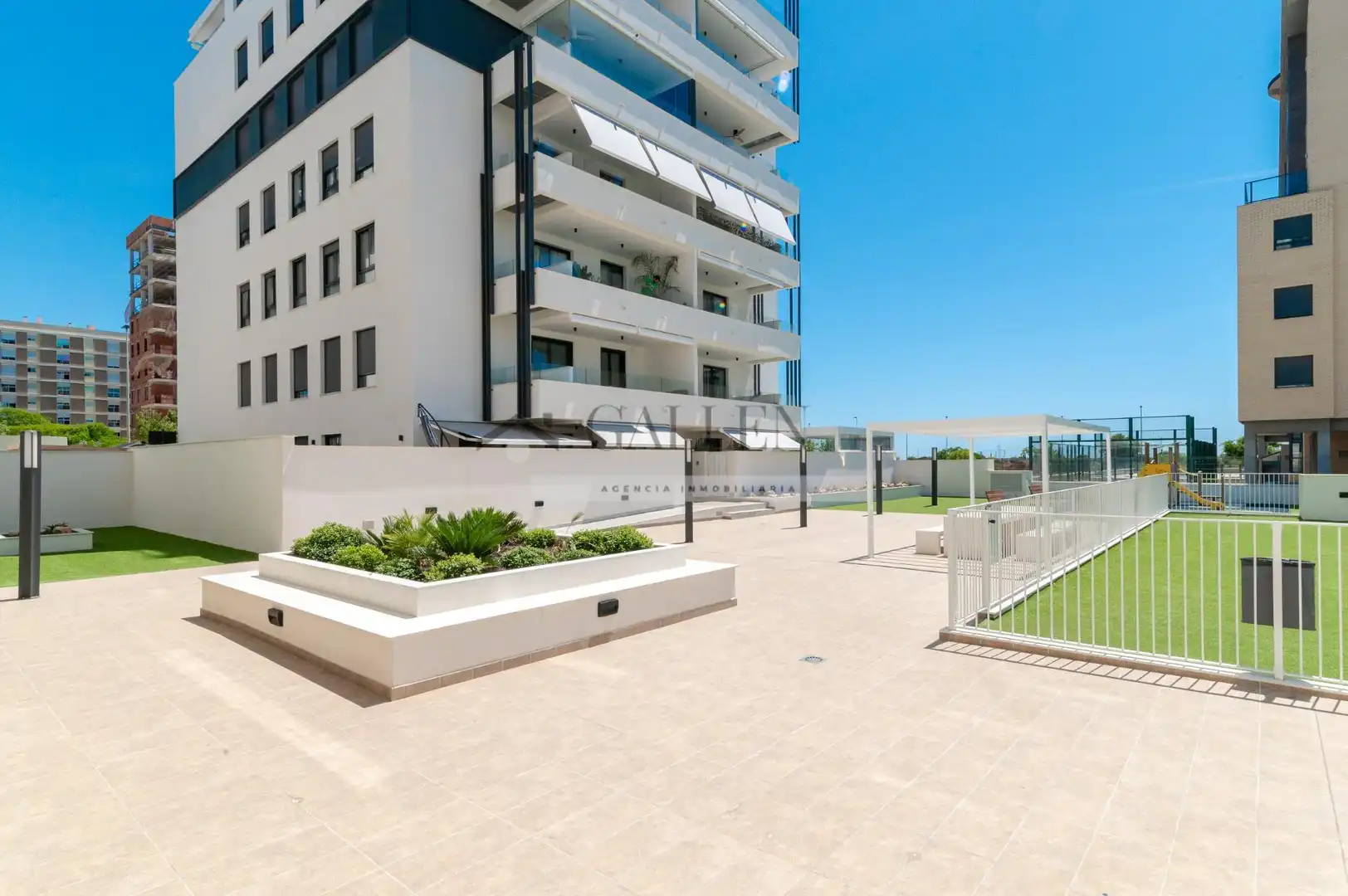 Terraza de Piso en venta en Castellón de la Plana / Castelló de la Plana con Aire acondicionado, Terraza y Trastero