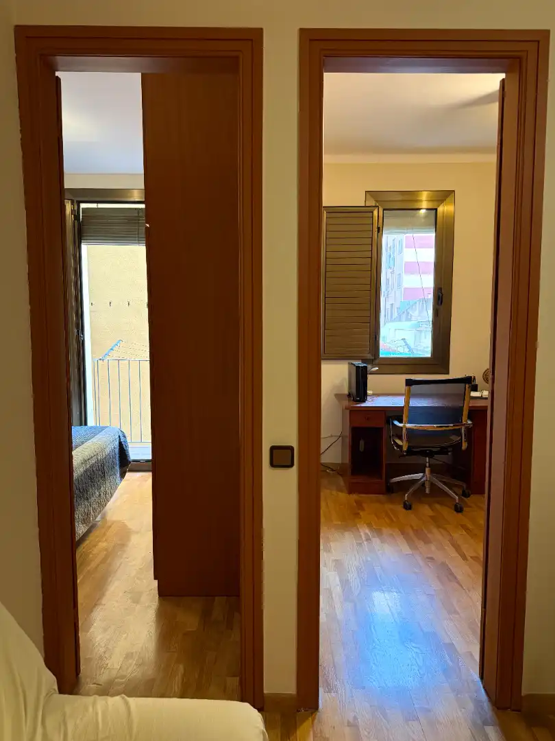Bedroom of Flat for sale in Barcelona  with Heating, Parquet flooring and Furnished