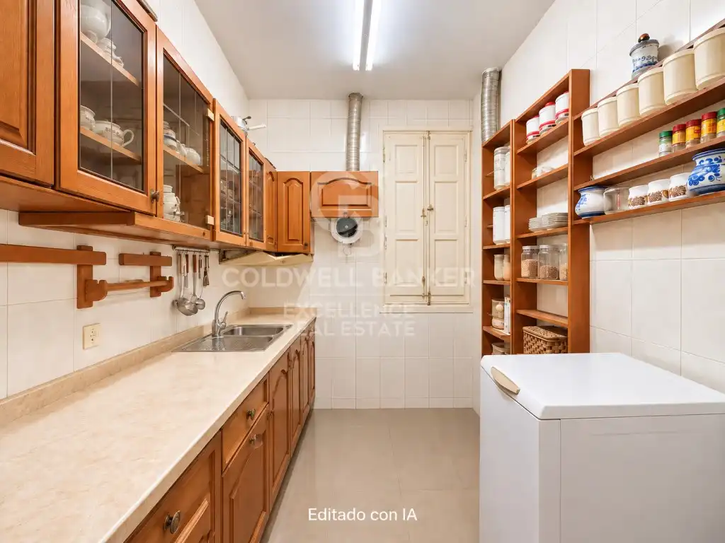Kitchen of Flat for sale in Ciutat Vella 