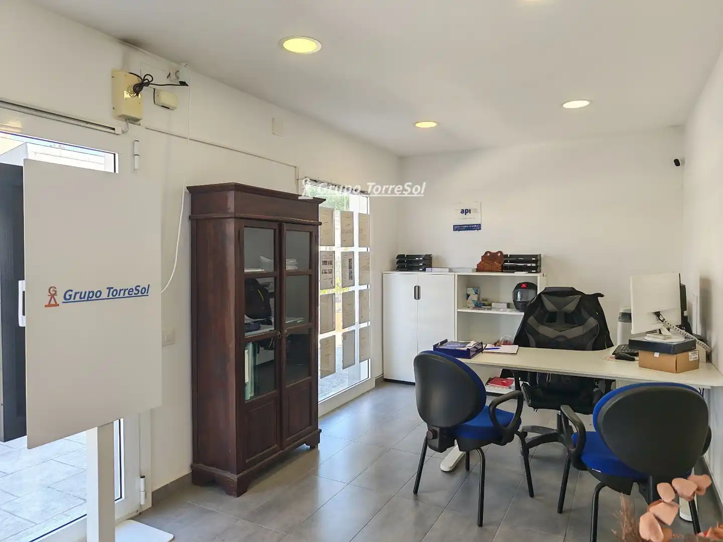 Local de alquiler en Cubelles con Aire acondicionado, Terraza y Internet