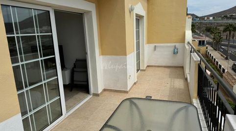 Foto 3 de Ático en venta en Los Cristianos, Arona