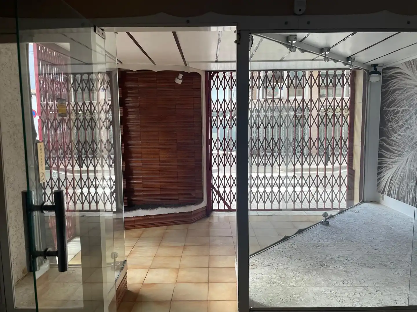 Commercial properties for sale in Cornellà de Llobregat