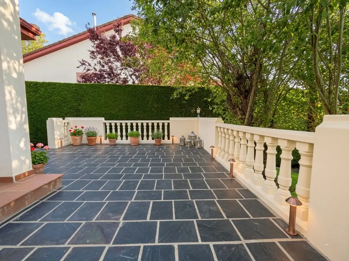 Terrassa de Casa o xalet en venda en El Espinar amb Calefacció, Jardí privat i Terrassa