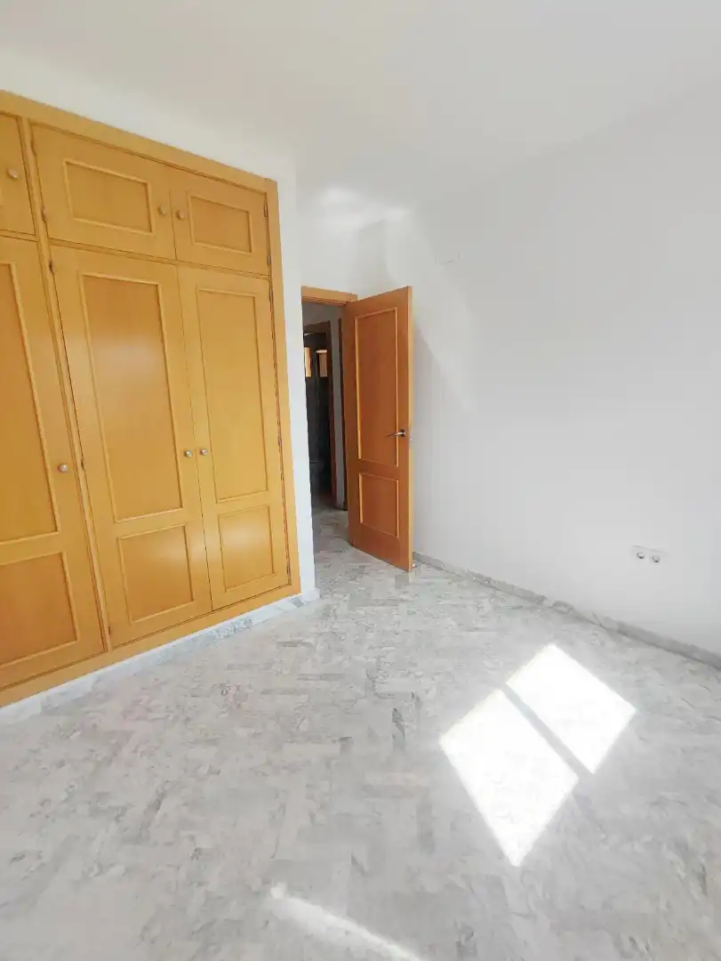 Casa adosada en venda en Los Barrios amb Alarma