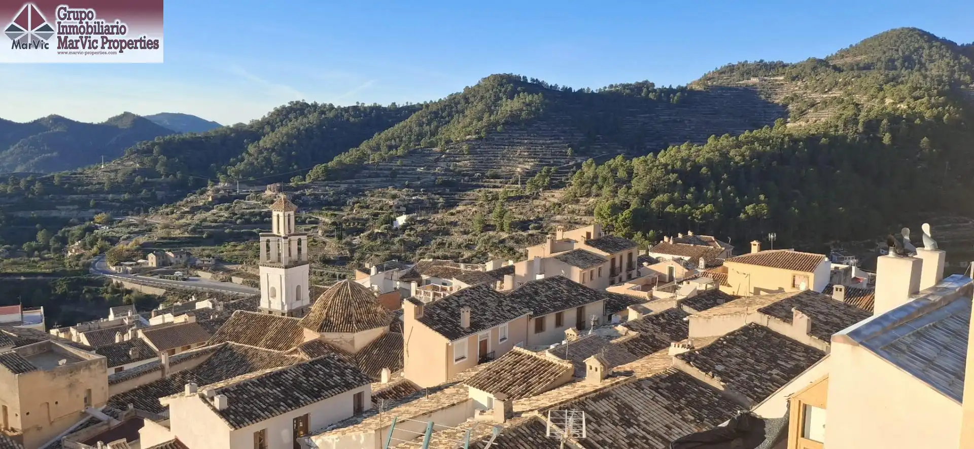 Exterior view of Houses for sale in Sella  with Terrace and Furnished