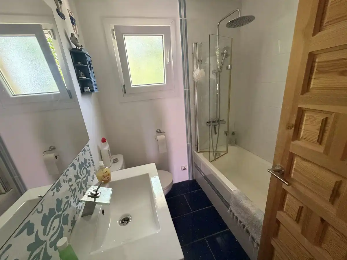 Casa con piscina en venta en Benalmádena pueblo, imagen 5
