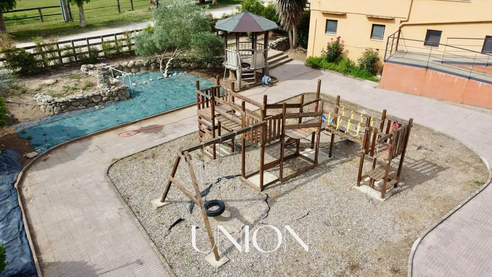 Terraza de Finca rústica en venta en Salt con Aire acondicionado, Calefacción y Jardín privado