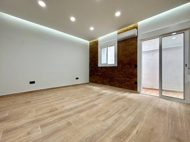 Piso en Venta en Travessera de Gràcia en El Baix Guinardó