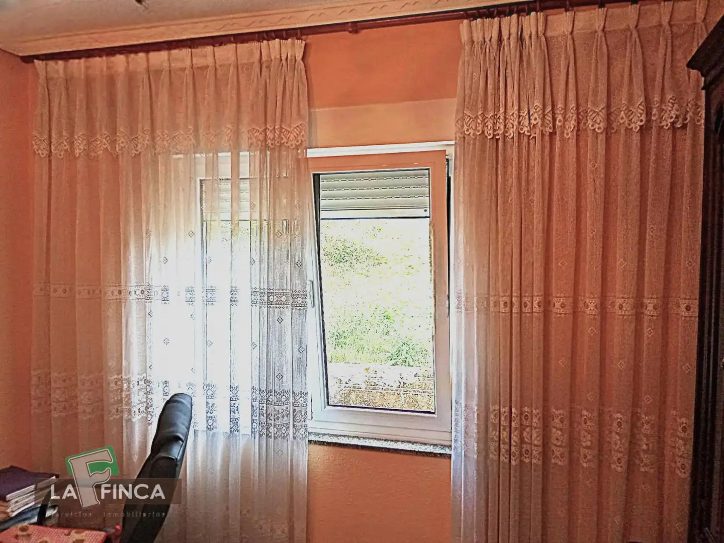 Bedroom of Flat for sale in Avilés  with Heating and Furnished