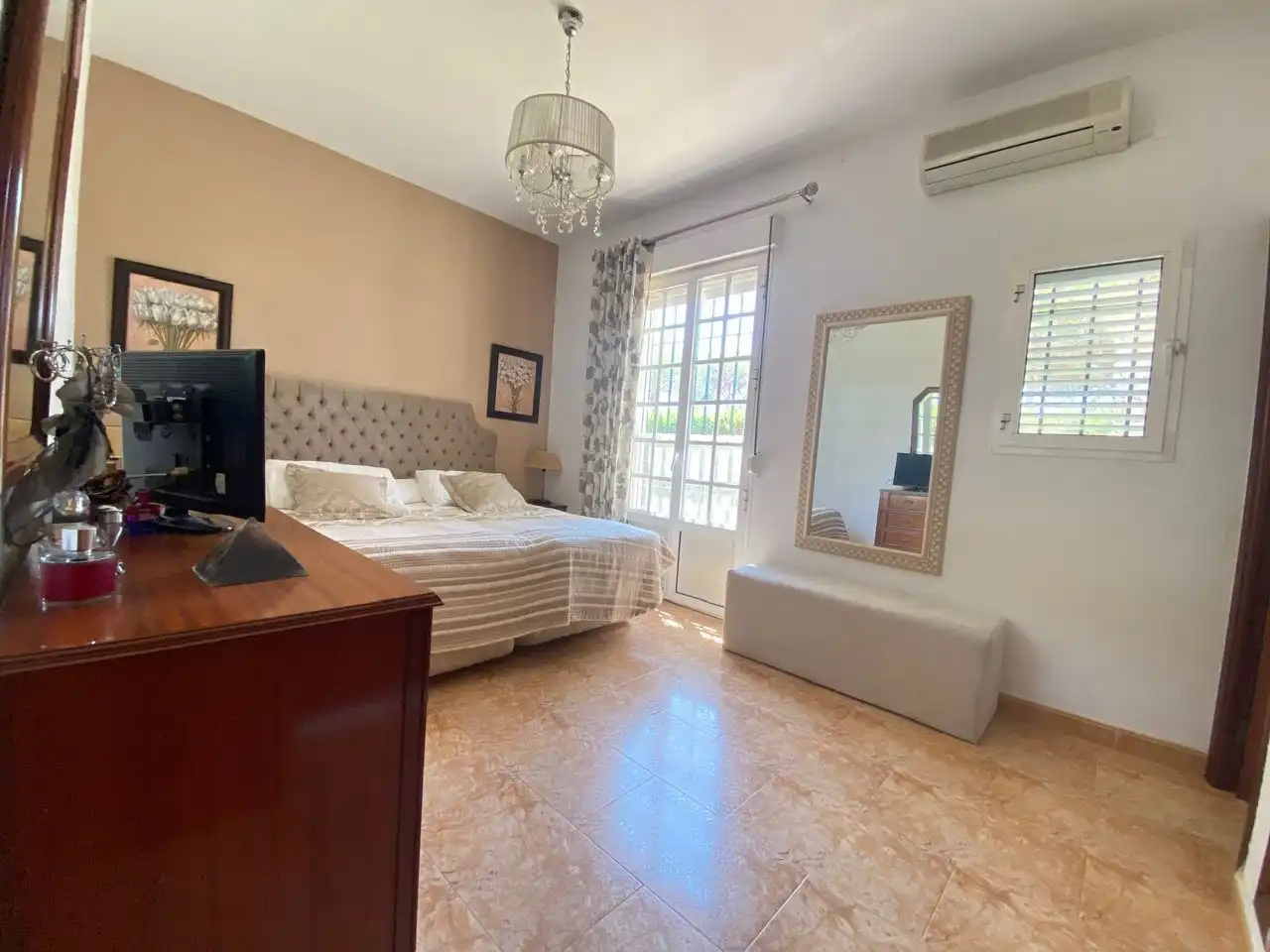 Habitación de Casa o chalet en venta en Aljaraque con Aire acondicionado, Jardín privado y Trastero