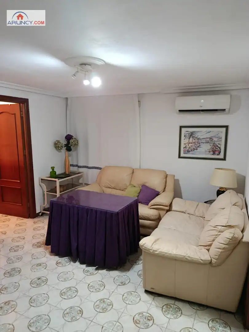 Wohnzimmer von Wohnung zur Miete in Sevilla mit Klimaanlage, Heizung und Möbliert