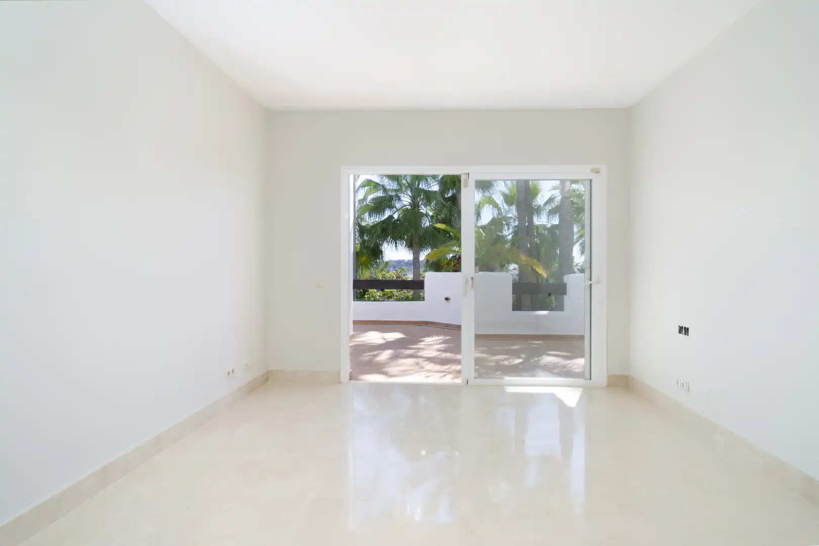 Apartment mit Pool zum Verkauf in Nueva Andalucía, imagen 9