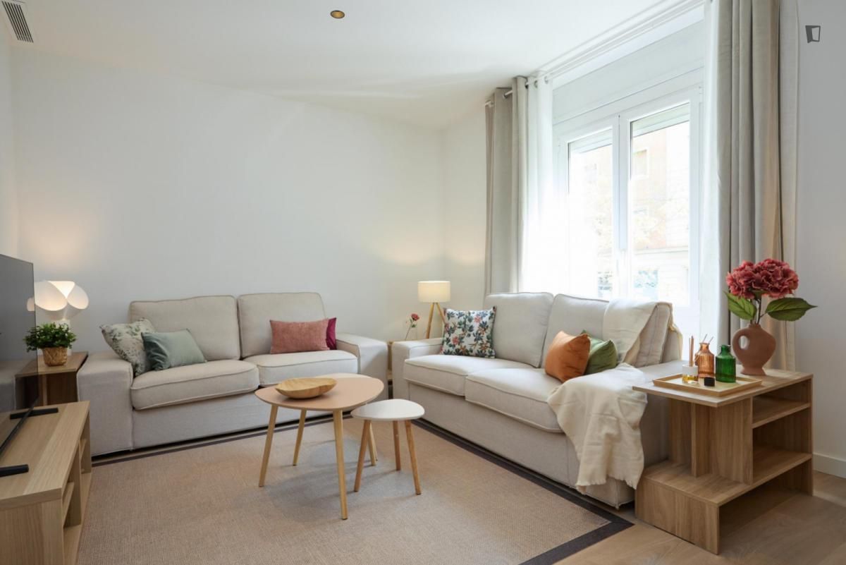Living room of Apartment to rent in  Barcelona Capital  with Air Conditioner, Furnished and Oven