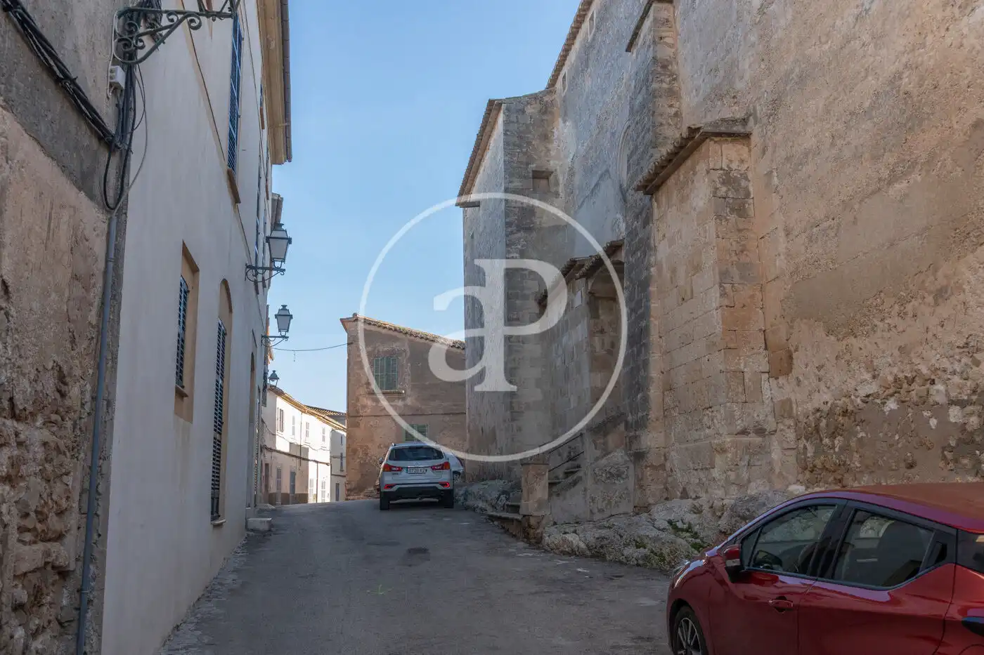 Vista exterior de Casa adosada en venda en Sineu amb Calefacció, Terrassa i Traster