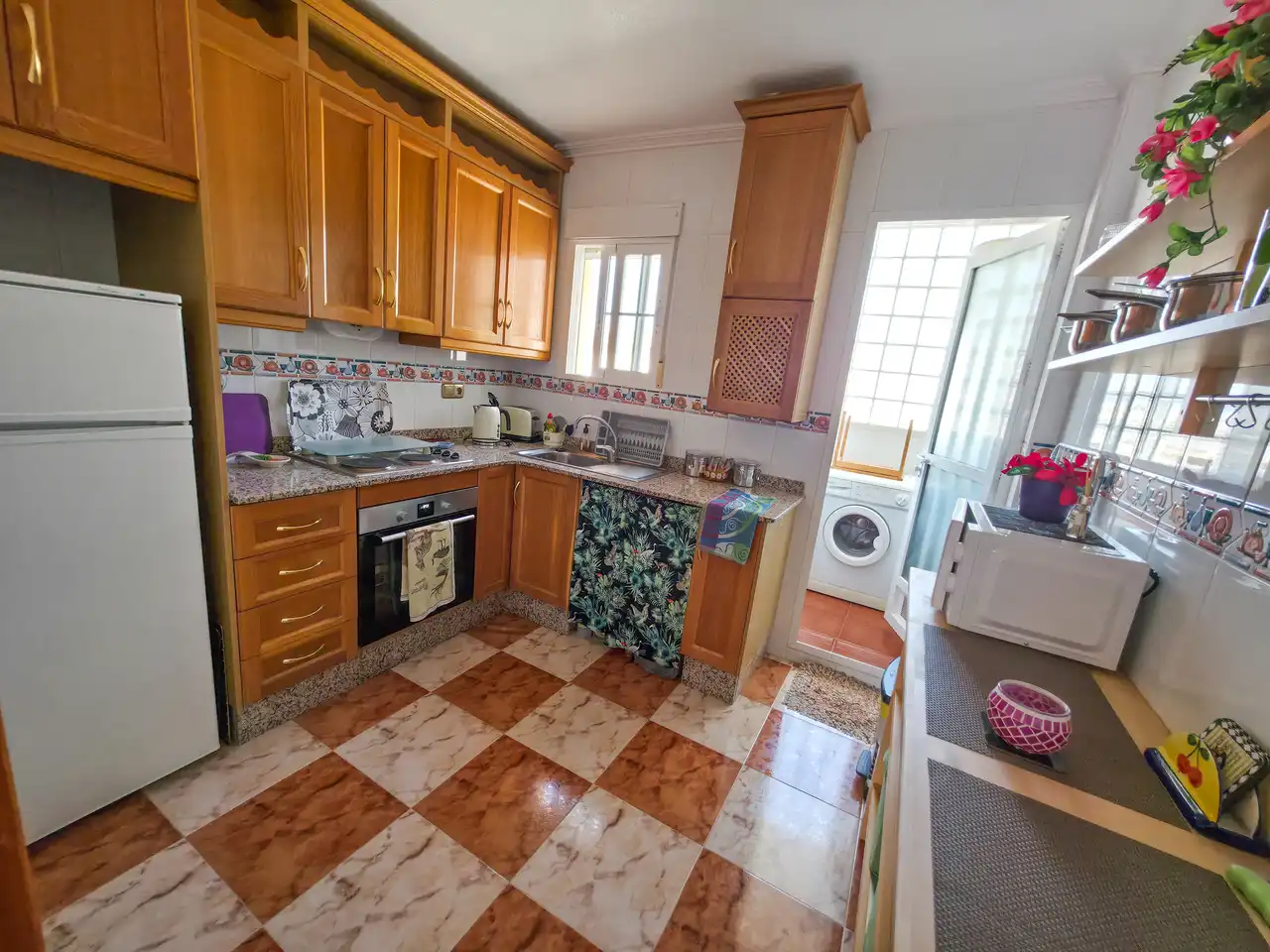 Cocina de Apartamento en venta en Orihuela con Amueblado, Horno y Lavadora